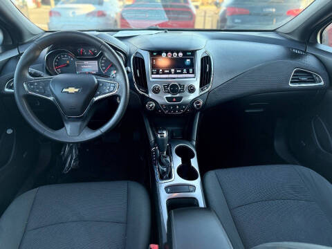 2017 Chevrolet Cruze LT Auto