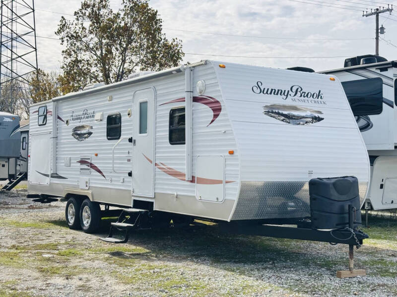 2011 Winnebago Sunset Creek 298BH