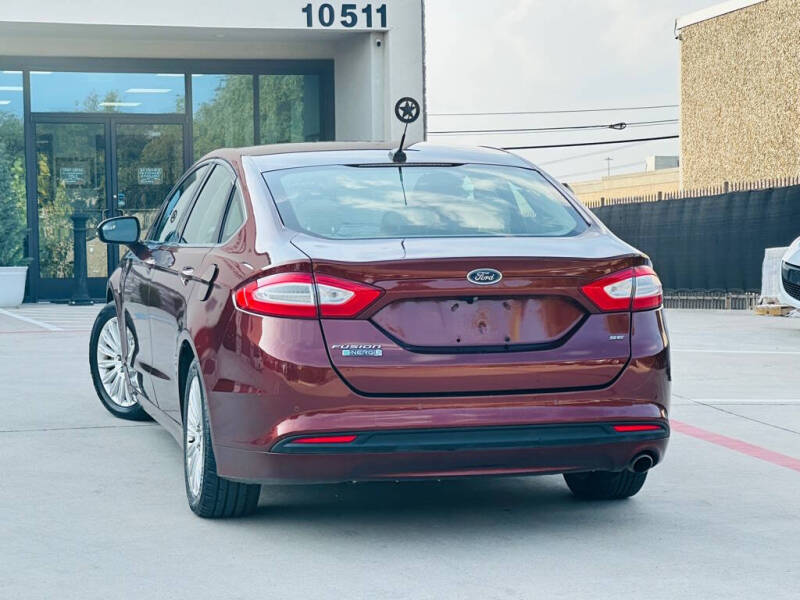 2015 Ford Fusion Energi SE Luxury