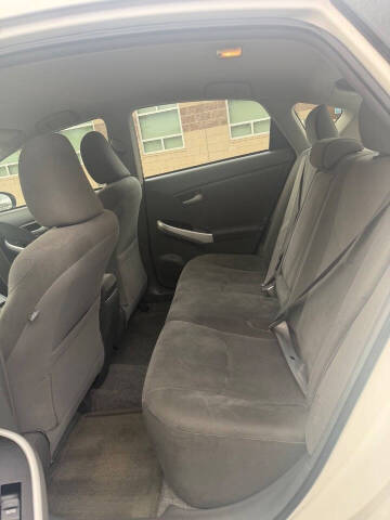 2010 Toyota Prius II