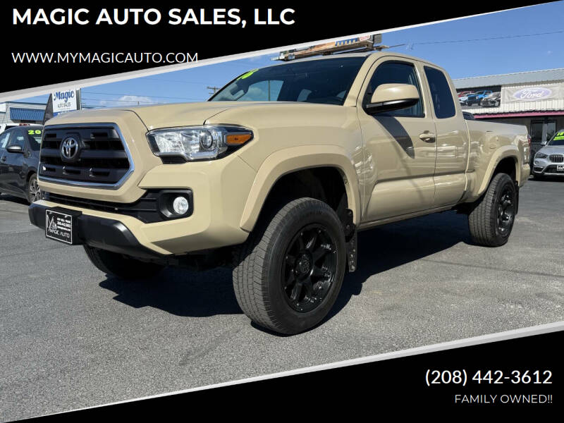 2016 Toyota Tacoma SR