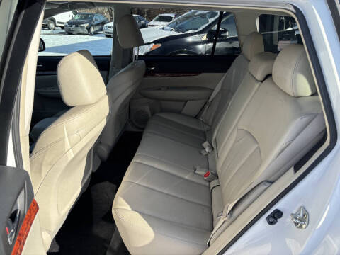 2011 Subaru Outback 2.5i Limited