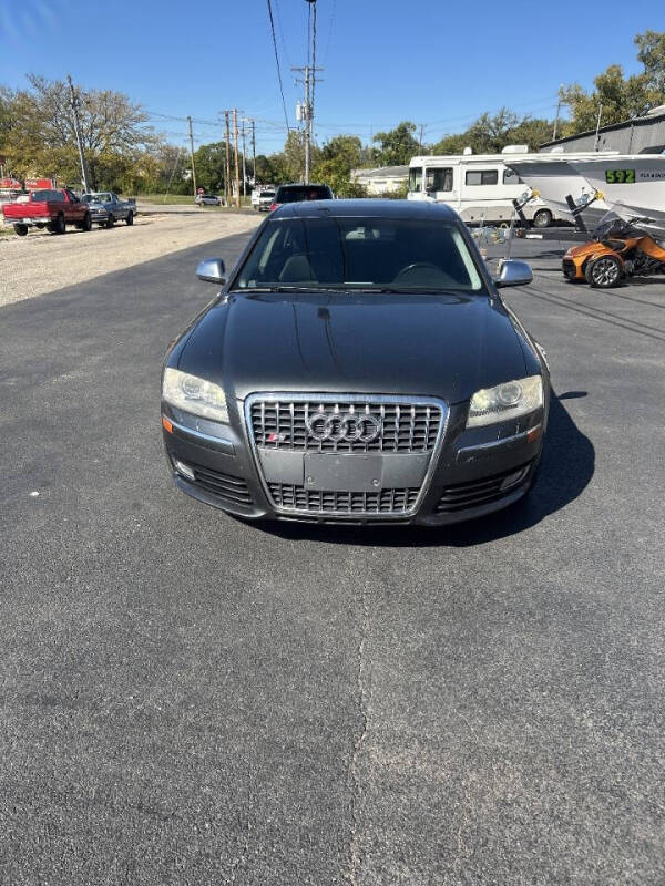 2008 Audi S8 quattro