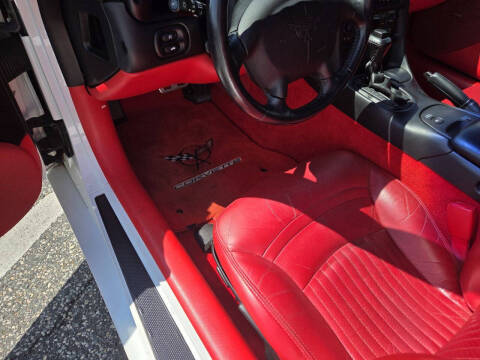 2004 Chevrolet Corvette