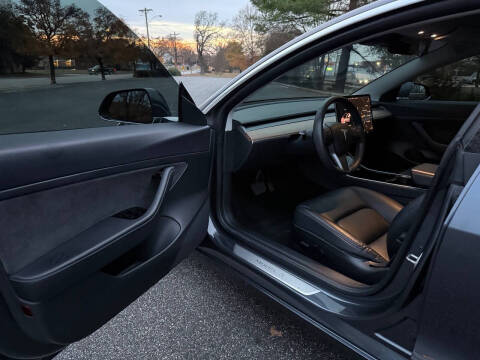 2020 Tesla Model 3 Standard Range Plus