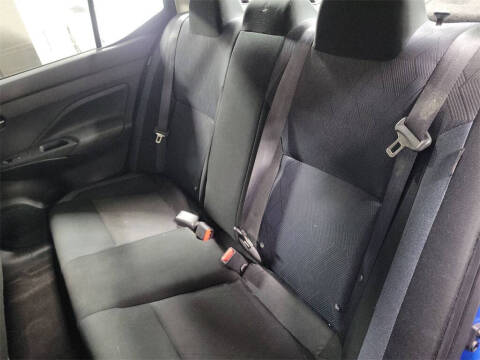 2023 Nissan Versa SV