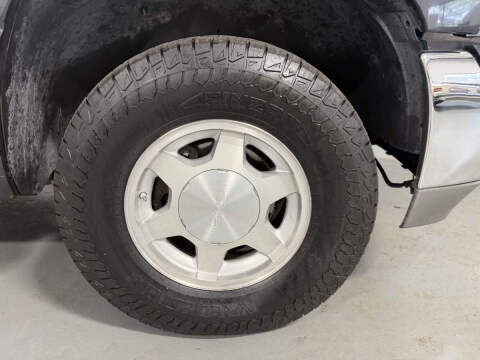 2005 GMC Yukon SLE