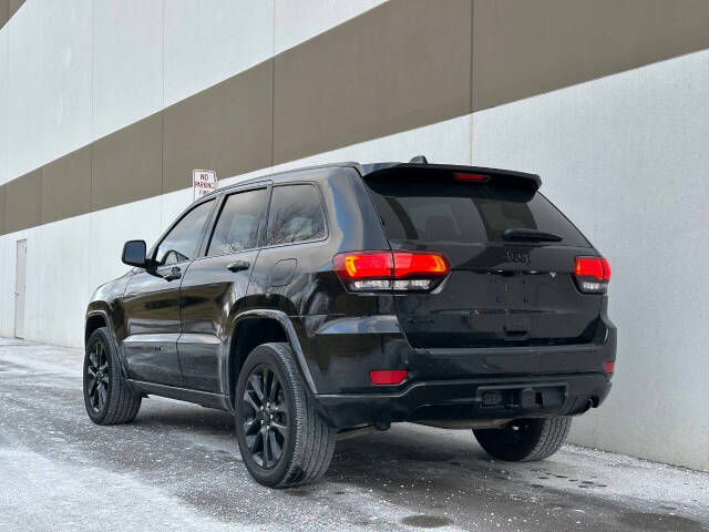 2022 Jeep Grand Cherokee WK for sale at Phoenix Motor Co in Romulus, MI