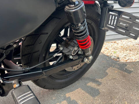 2021 Harley-Davidson IRONe12
