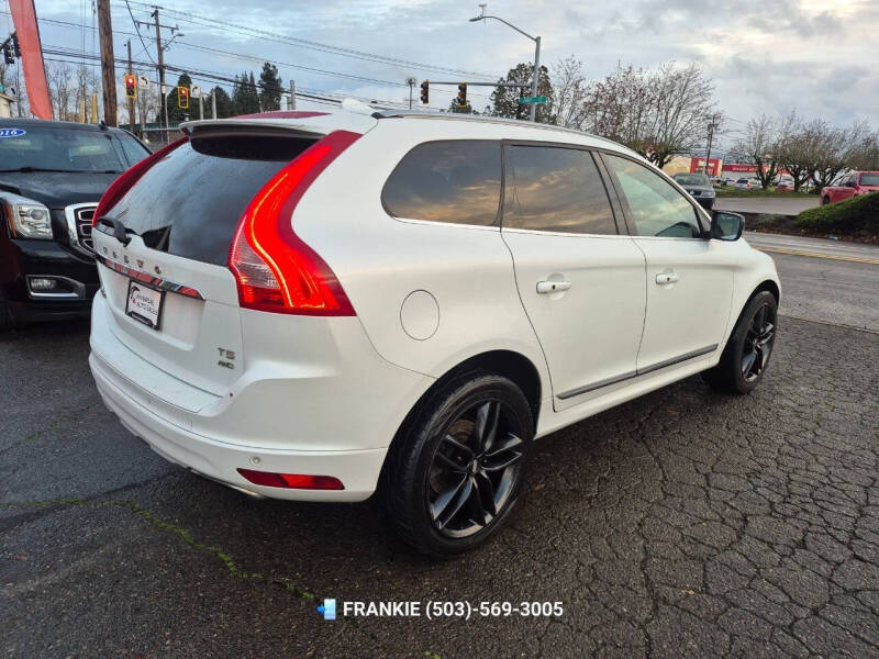 2016 Volvo XC60 T5 Platinum