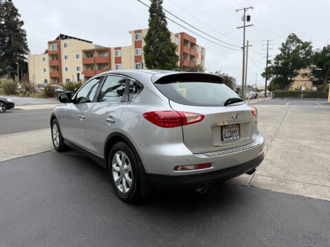 2010 Infiniti EX35 Journey