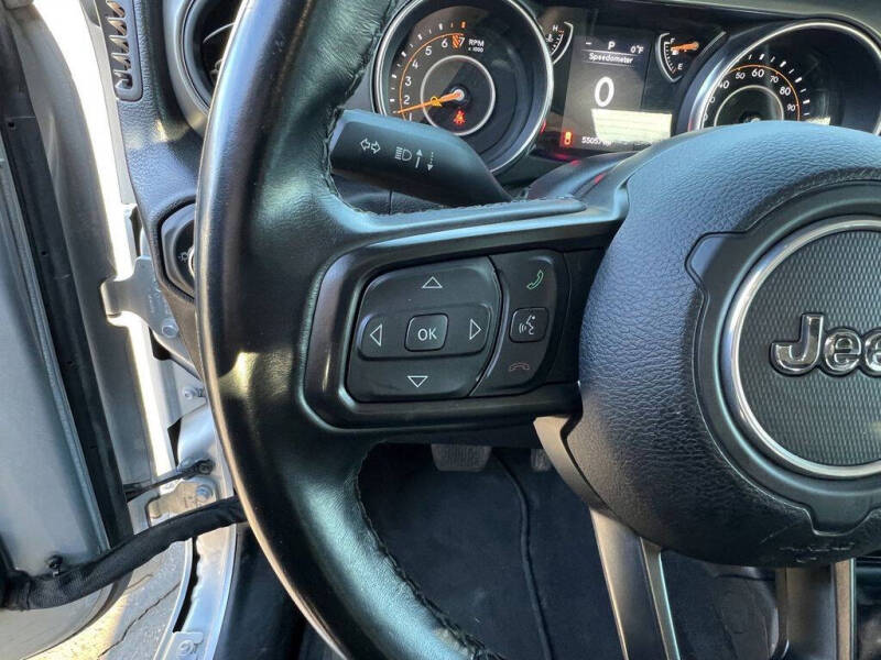 2022 Jeep Gladiator Sport