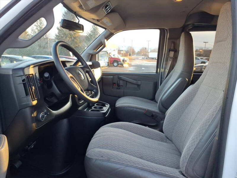 2023 Chevrolet Express LS 3500