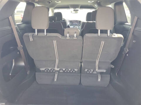 2024 Chrysler Pacifica Touring