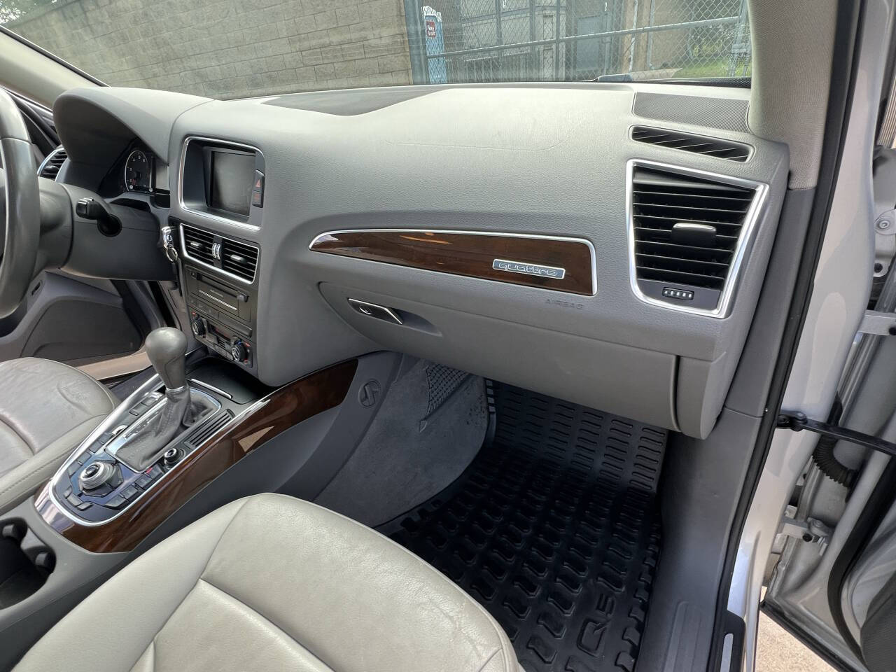 Used Car 2011 Audi Q5  2.0t Quattro Premium Plus Awd 4dr Suv For Sale Under $10,000 In Austin, Texas