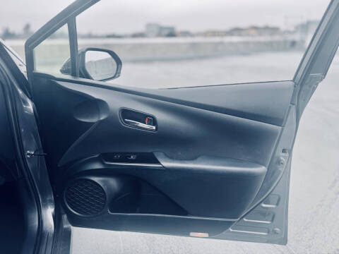 2017 Toyota Prius Two