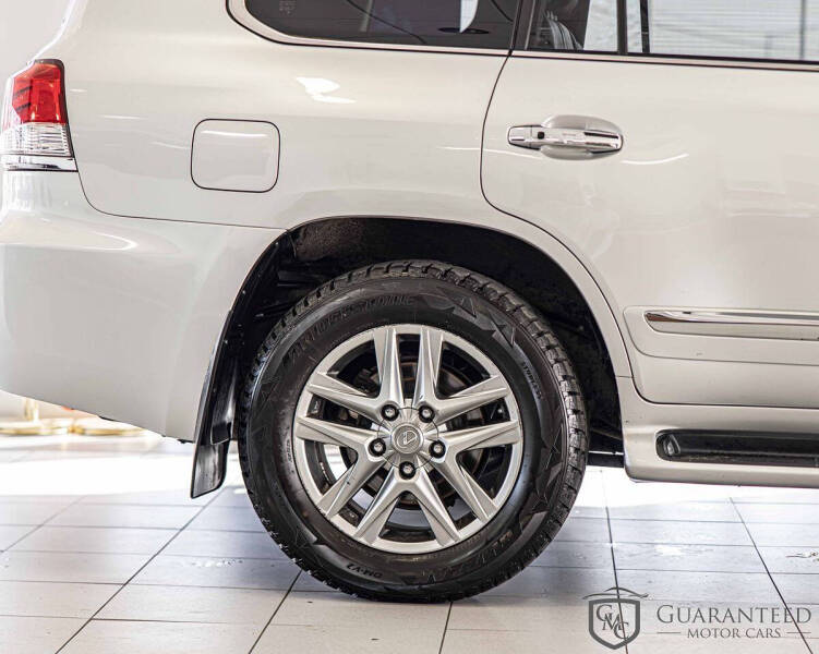 2015 Lexus LX 570