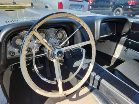 1958 Ford Thunderbird