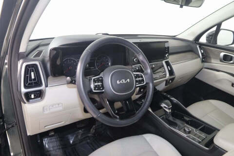 2023 Kia Sorento X-Line S