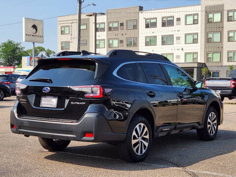 2023 Subaru Outback Premium