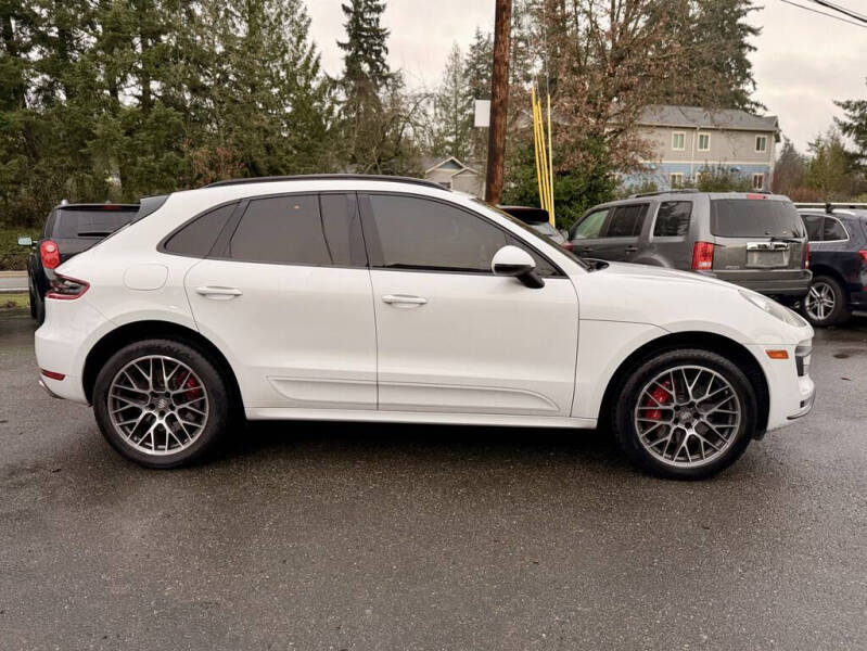 2016 Porsche Macan Turbo
