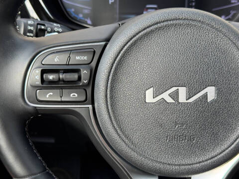 2022 Kia Niro Plug-In Hybrid EX Premium