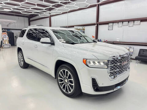 2023 GMC Acadia Denali