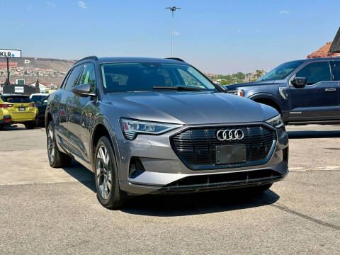2021 Audi e-tron quattro Premium