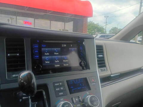 2017 Toyota Sienna