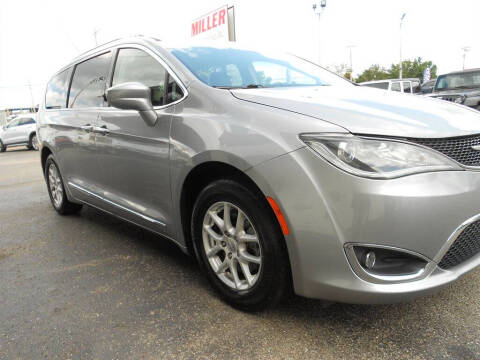 2020 Chrysler Pacifica Touring L