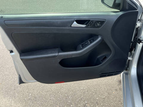 2012 Volkswagen Jetta SE