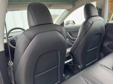 2020 Tesla Model 3 Standard Range Plus