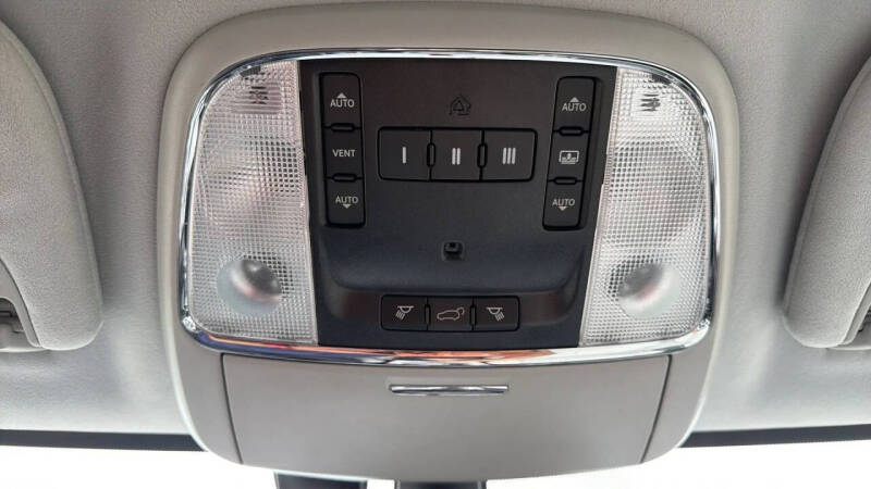 2017 Jeep Grand Cherokee Summit