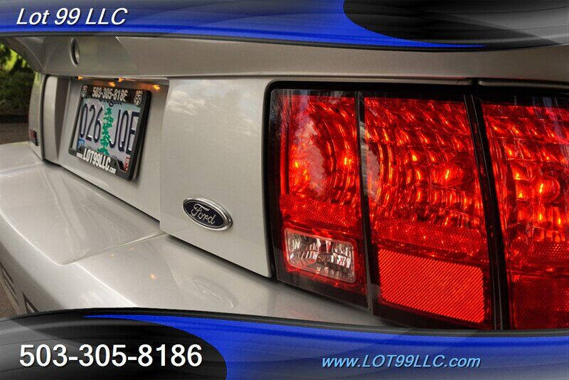 2000 Ford Mustang GT