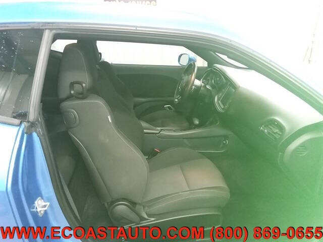 2015 Dodge Challenger R/T Shaker