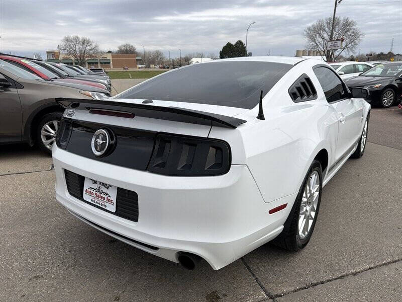 2014 Ford Mustang V6