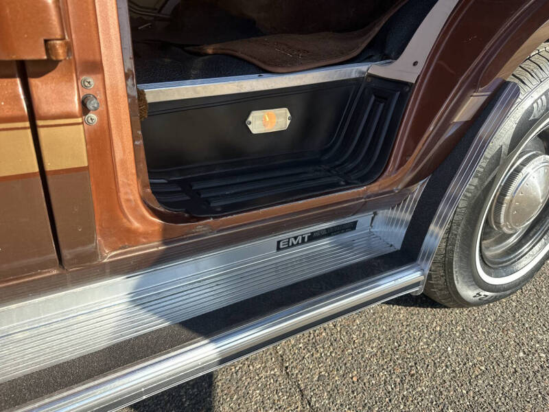 1984 Dodge Ram Van B250