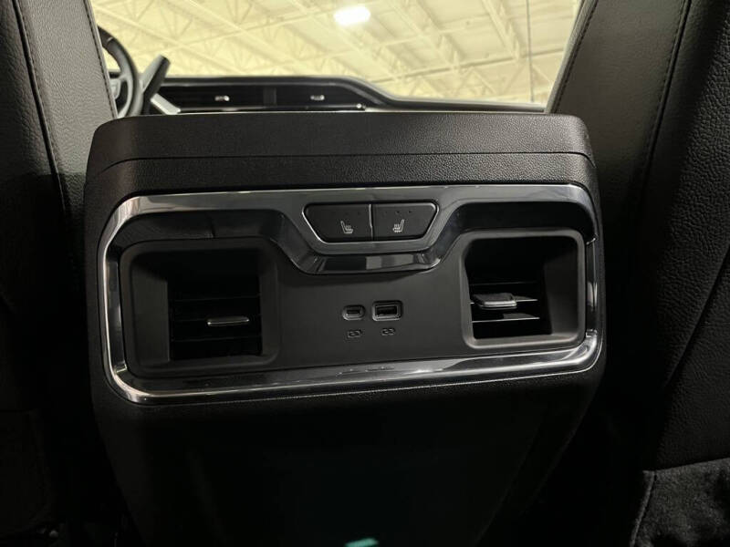 2025 GMC Sierra 3500HD