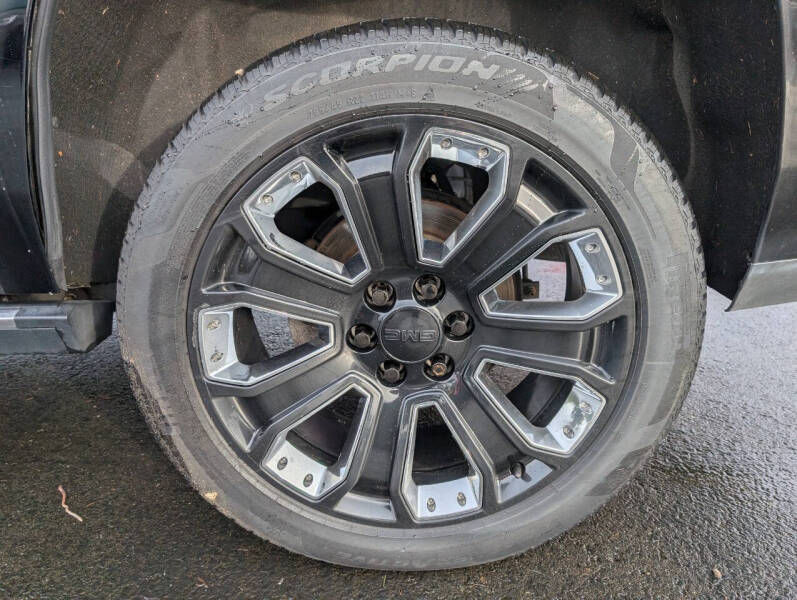 2020 GMC Yukon Denali