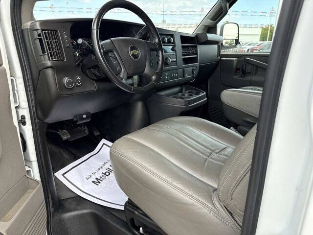 2022 Chevrolet Express 2500