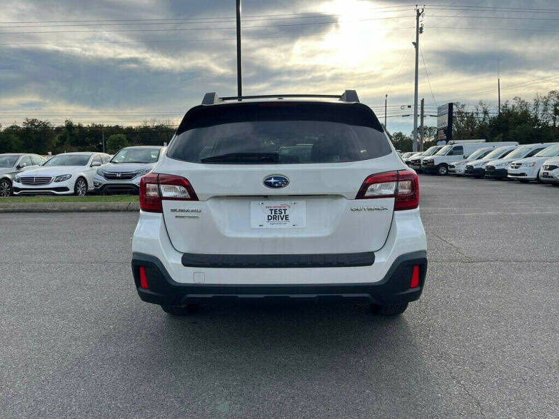 2019 Subaru Outback 2.5i