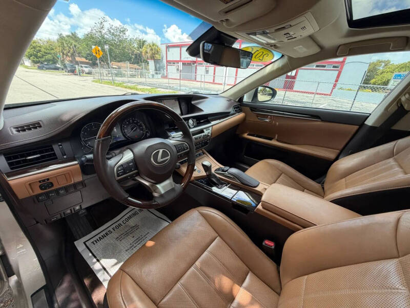 2016 Lexus ES 350