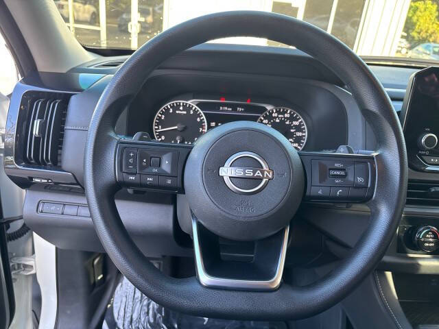 2024 Nissan Pathfinder S