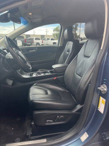 2019 Ford Edge Titanium