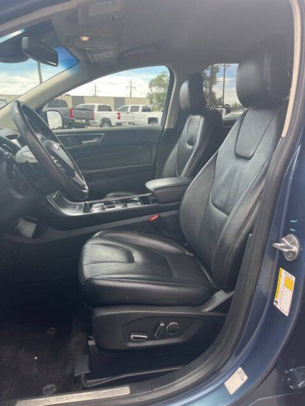 2019 Ford Edge Titanium