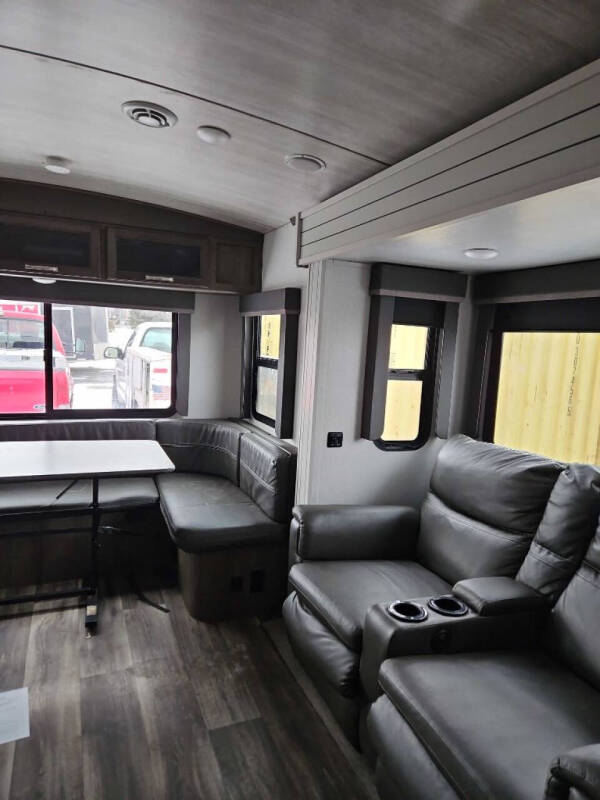 2023 Keystone RV COUGAR 25RDS
