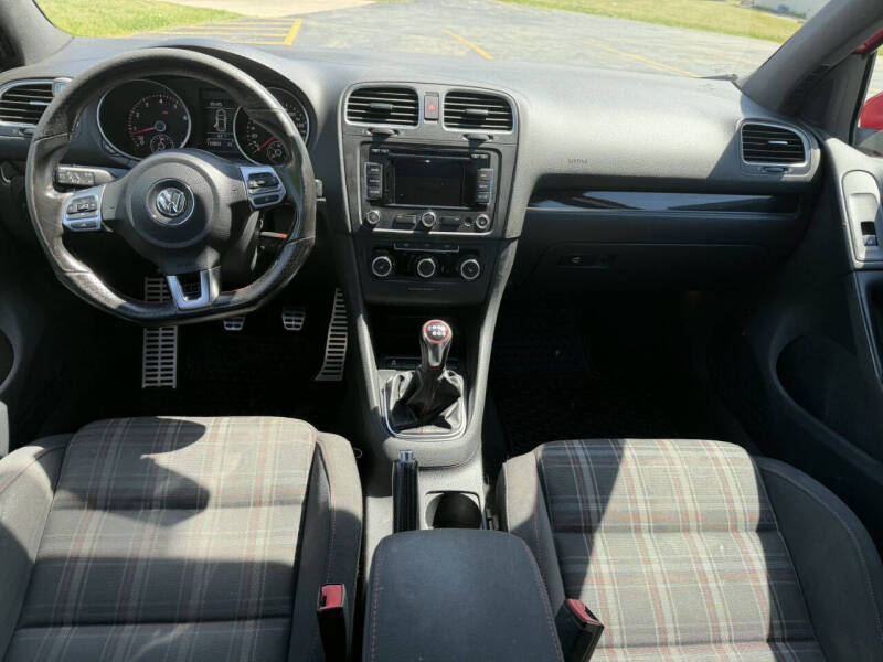 2013 Volkswagen GTI Wolfsburg Edition