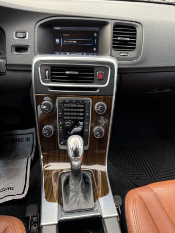 2013 Volvo S60 T5