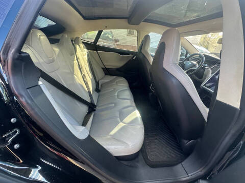 2014 Tesla Model S 85