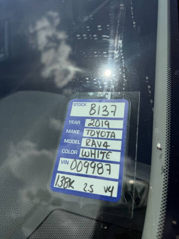 2019 Toyota RAV4 LE